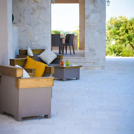 Elenik - Puglia Mia Villa Triggianello